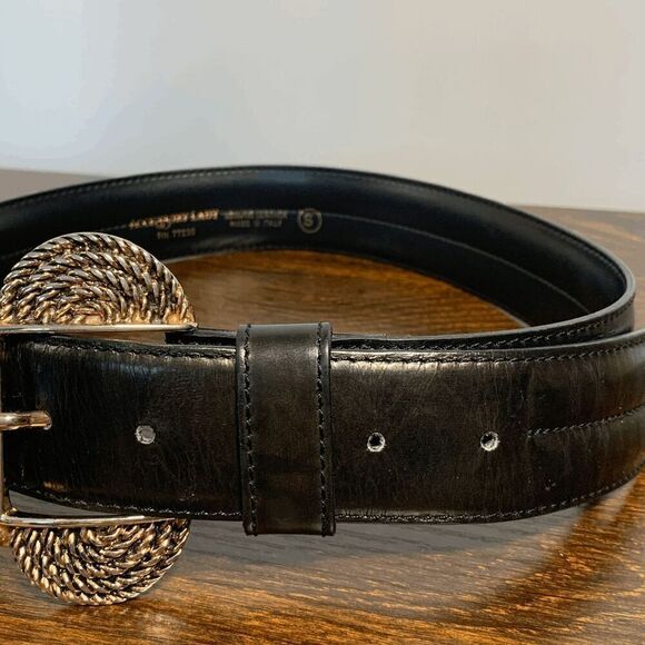 Accessory Lady Black and Gold Italian Leather Belt - Picture 3 of 5